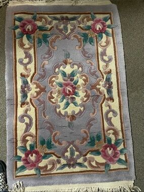 Floral Botanical Area Rug in Lavender, Cream & Rose